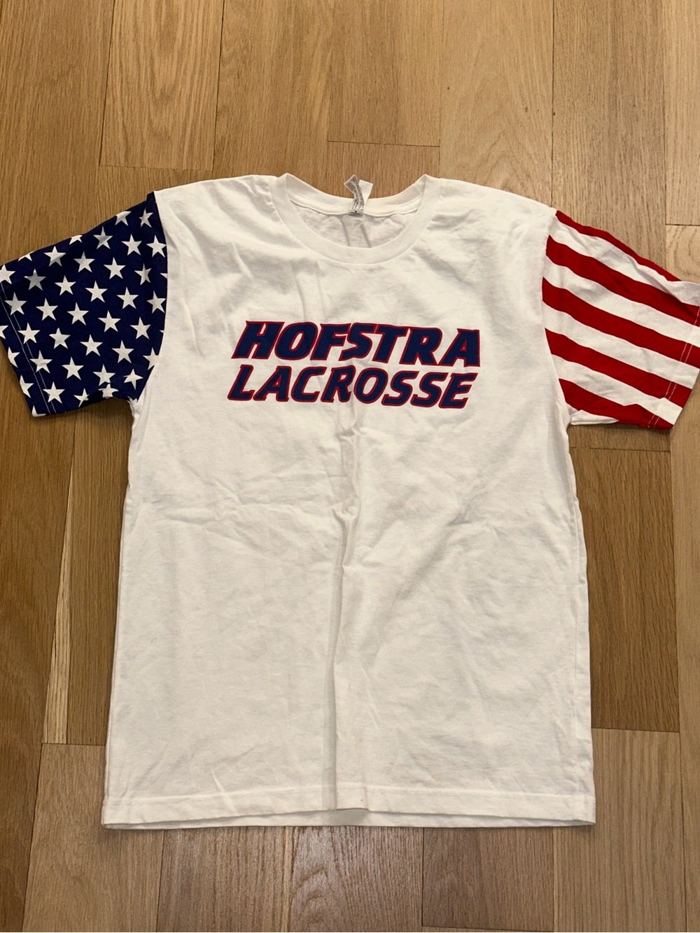 Women’s Hofstra Lacrosse USA Flag Short Sleeve T-Shirt Size Medium